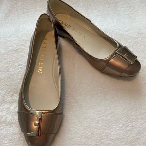 Anne Klein size7 Flats
